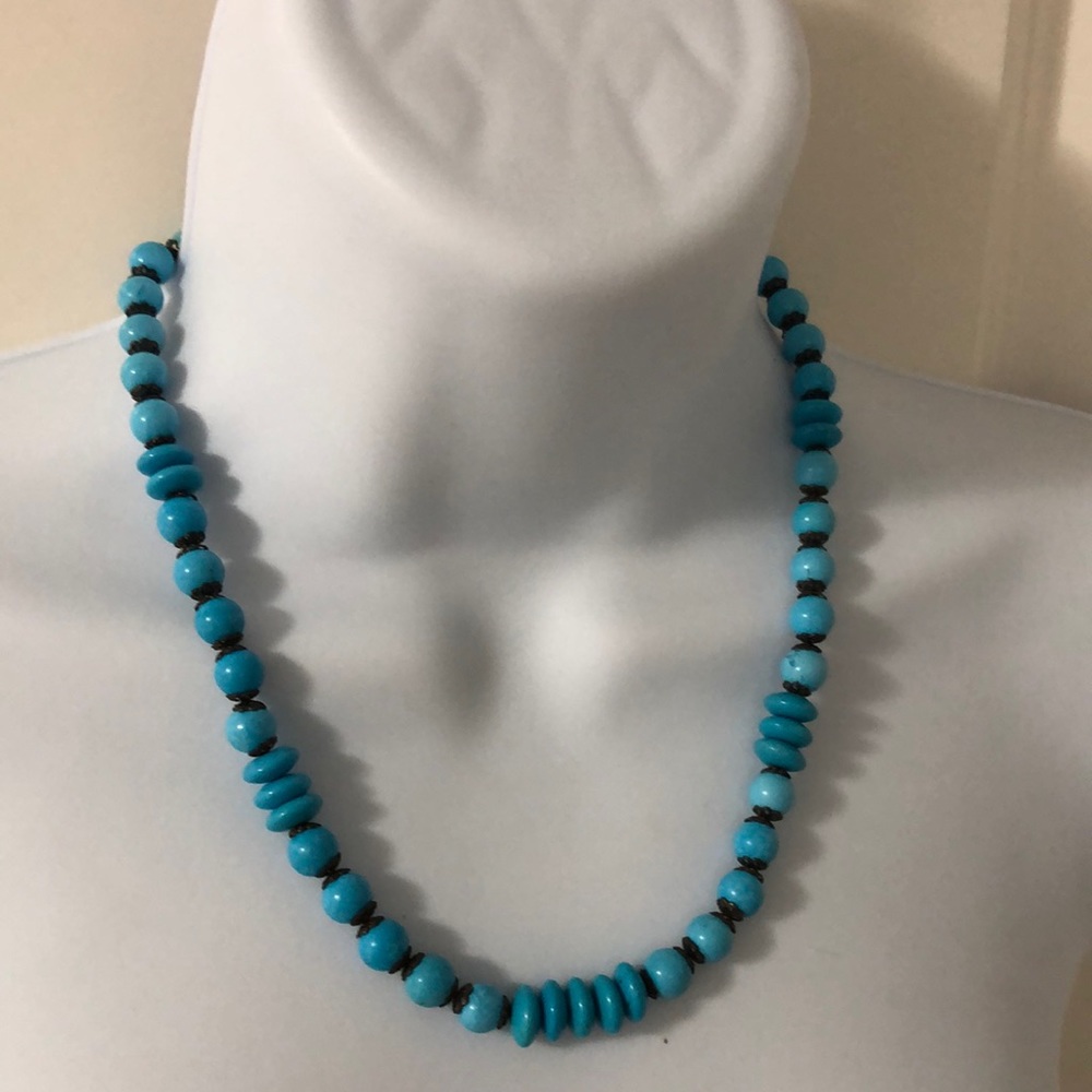 Gorgeous, bright turquoise blue colour necklace.